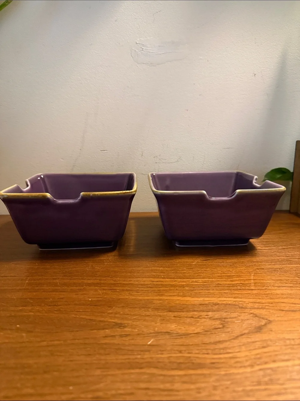 Pottery Barn noodle bowls set/2